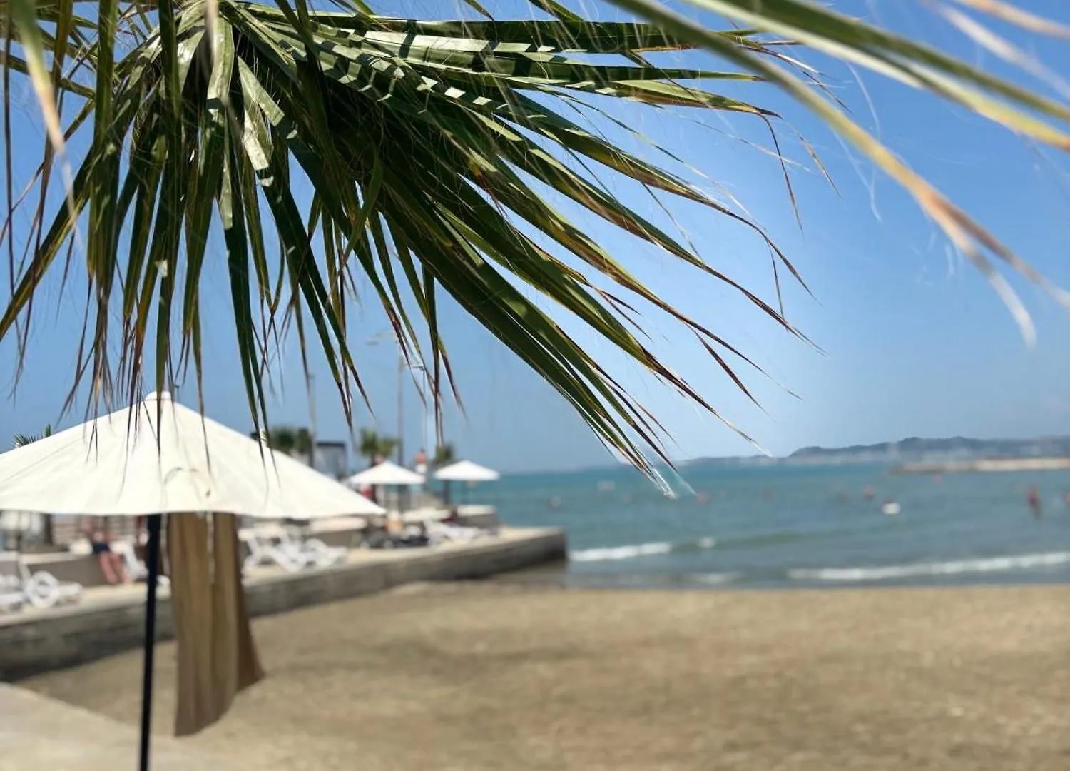 Qerret Sands Apartment 格勒姆